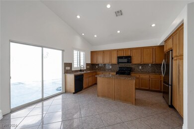 2410 Hollow Oak Ave, North Las Vegas, NV 89031 - photo 7