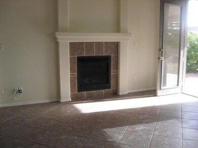 725 Desert Star Dr, Horizon City, TX 79928 - photo 2