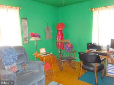 1221 Pouder Rd, Sykesville, MD 21784 - photo 4