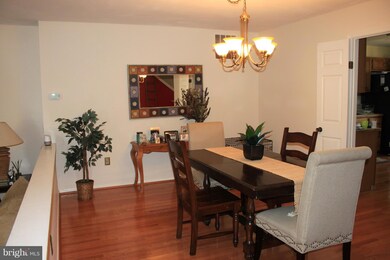 454 Cranes Roost Ct, Annapolis, MD 21409 - photo 2