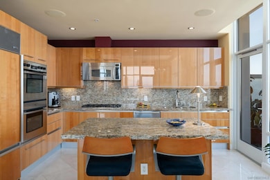 The Pinnacle Tower unit 2702, San Diego, CA 92101 - photo 3