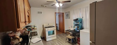 c447b89e-aec5-4968-b601-b8cbb475d80e