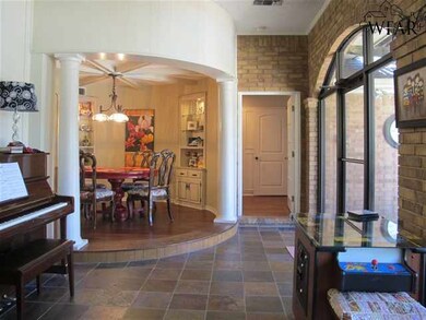 1638 Hursh Ave, Wichita Falls, TX 76302 - photo 5