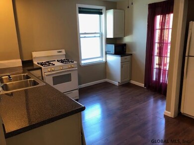 629 Hoosick Rd, Troy, NY 12180 - photo 7