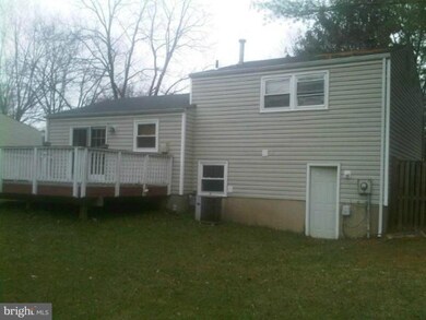 5930 Peregrine Dr, Burke, VA 22015 - photo 4