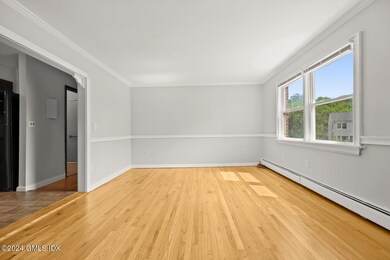 4 Capalbo Pl Unit 1R Cos Cob-large-006-0