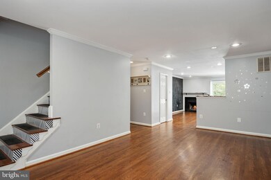 12829 Mill Brook Ct, Woodbridge, VA 22192 - photo 5