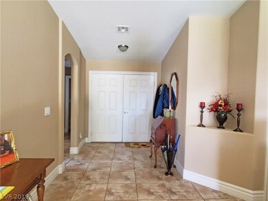 Large Foyer!