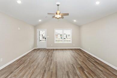 199 Charles Carr Dr, Harrodsburg, KY 40330 - photo 4