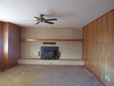 712 E Parks St, Prairie Grove, AR 72753 - photo 2
