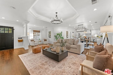 5525 Cantaloupe Ave, Sherman Oaks, CA 91401 - photo 3