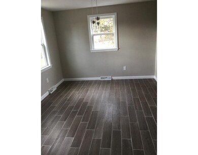 11 Robin Cir, Medway, MA 02053 - photo 6