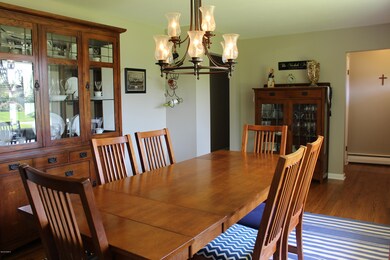 Dining 2