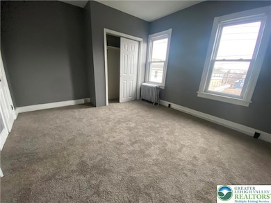 122 S Spruce St, Nazareth, PA 18064 - photo 6