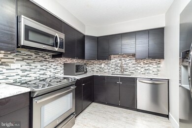 21035 Valley Forge Cir unit 1035, King of Prussia, PA 19406 - photo 4