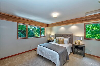 18504 Olympic View Dr, Edmonds, WA 98020 - photo 4