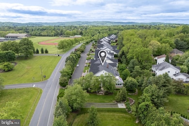 1908 Carriage Knoll Dr, Bethlehem, PA 18015 - photo 4