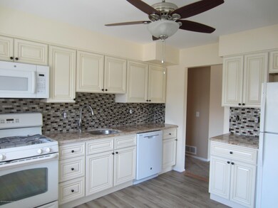 316 Spring St unit Upper Level, Red Bank, NJ 07701 - photo 5