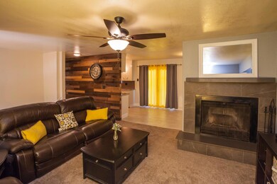 3640 Summit Dr, Redding, CA 96001 - photo 5