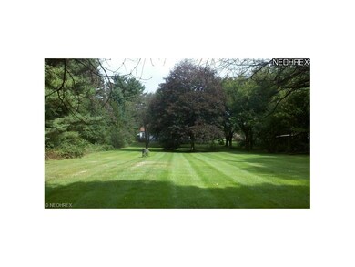 1186 Krumroy Rd, Akron, OH 44306 - photo 3