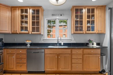 119 Merrimac St unit A, Newburyport, MA 01950 - photo 2