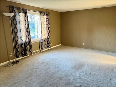 204 Hills St, Chittenango, NY 13037 - photo 4