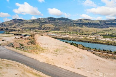 0 S Valiant Dr unit 20 NWM2392428, East Wenatchee, WA 98802 - photo 5