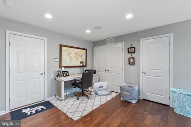 424 Dogwood Dr, Deptford, NJ 08096 - photo 2