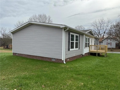 1823 Feezor Rd, Lexington, NC 27292 - photo 4