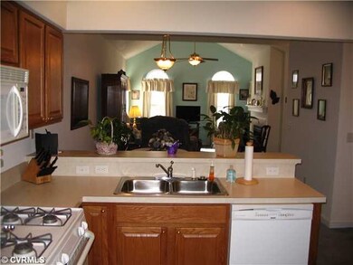 Kitchen - Gas stove, Stainless Sinks