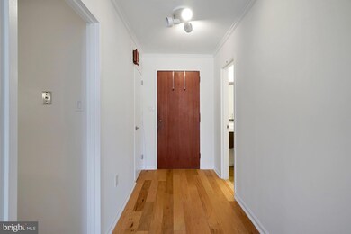 The Westbridge Condominiums unit 912, Washington, DC 20037 - photo 6