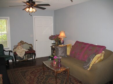3615 living rm