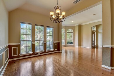 1009 Carousel Dr, Bedford, TX 76021 - photo 4