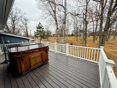 22 Deck and Hot Tub