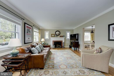 4319 Clagett Rd, University Park, MD 20782 - photo 5