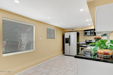 326 W Granada Rd, Phoenix, AZ 85003 - photo 6