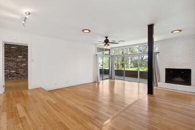 2203rdAve-Unit1A-KeenEyeMarketing-004