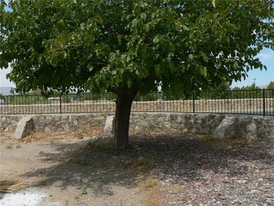 7502 Monterrey Dr, El Paso, TX 79915 - photo 3