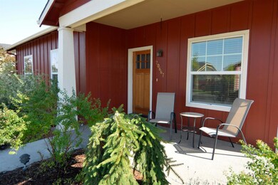 20667 Songbird Ln, Bend, OR 97702 - photo 2