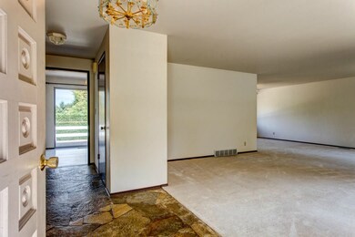 7640 Ridgecrest Ln, Mercer Island, WA 98040 - photo 6