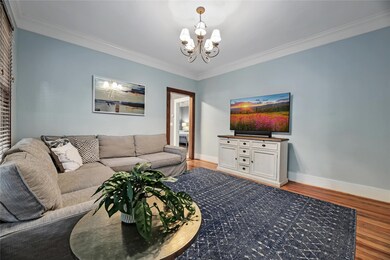 1026 Columbia St, Houston, TX 77008 - photo 3