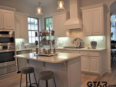 1157 1157 Garden Park Cir, Tyler, TX 75703 - photo 4