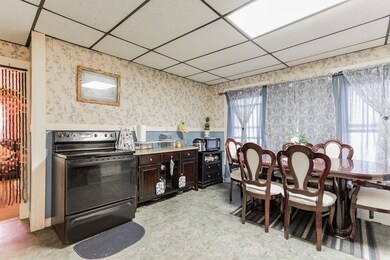 25 Colton St, Worcester, MA 01610 - photo 7