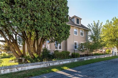 2747 Fairview St unit . 1, Bethlehem, PA 18020 - photo 4