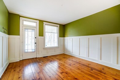 Welcome to 278 E Sycamore!
