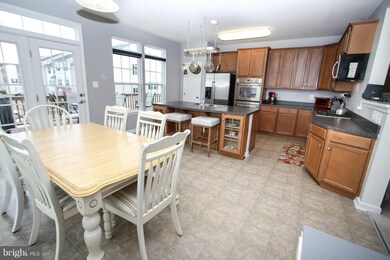 43001 Edgewater St, Chantilly, VA 20152 - photo 3