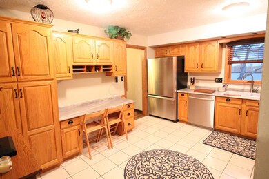 4610 Elan Ct-Kitchen 5