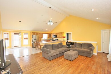 3839 Zoneton Rd, Shepherdsville, KY 40165 - photo 3