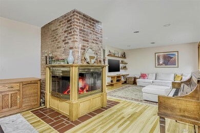 47 Mayer Dr, Suffern, NY 10901 - photo 6