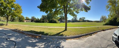 532/544 Fairfield Ct, Lombard, IL 60148 - photo 5